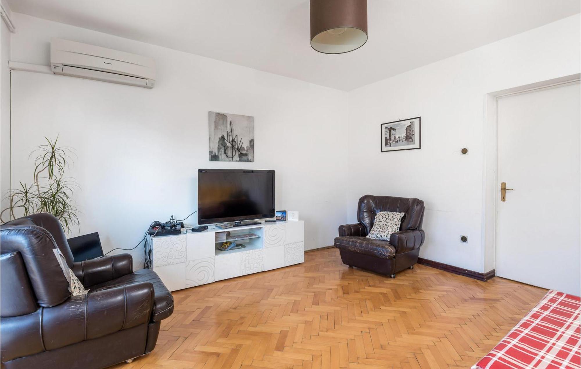 Amazing Apartment In Rijeka With Wifi Kültér fotó