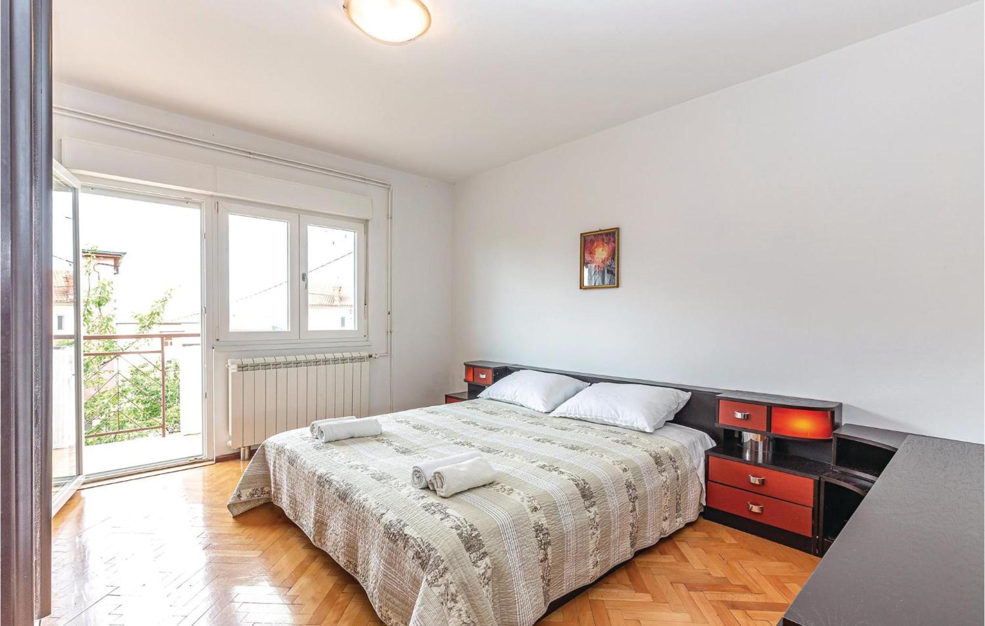 Amazing Apartment In Rijeka With Wifi Kültér fotó