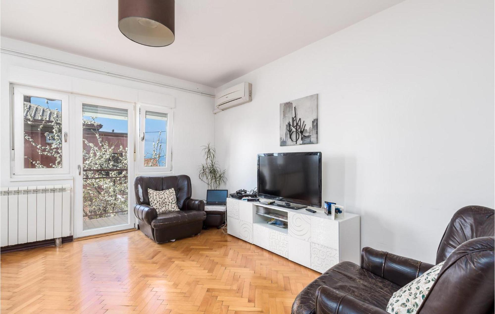 Amazing Apartment In Rijeka With Wifi Kültér fotó